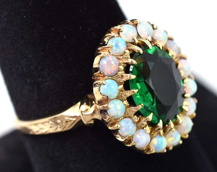 Absolutely Stunning 10K Yellow Gold Emerald and Opal Seed Gemstone Ring