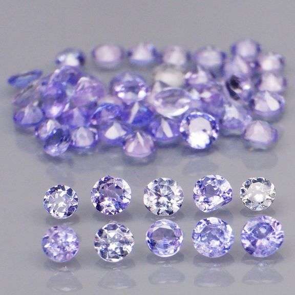 Glittering 3.99ct bright blue violet Tanzanite set