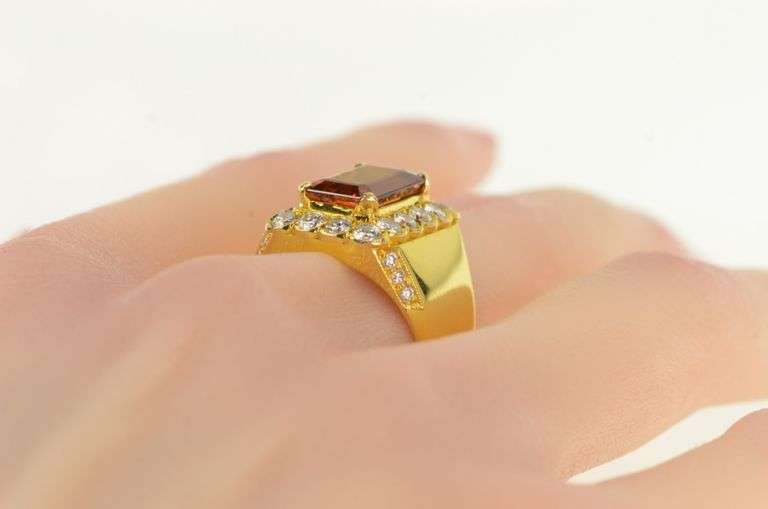 18K Yellow Gold 8.00 Ctw Orange Sapphire Diamond Halo Ring