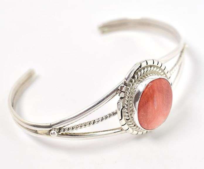 Navajo Crafted Sterling Silver Bracelet