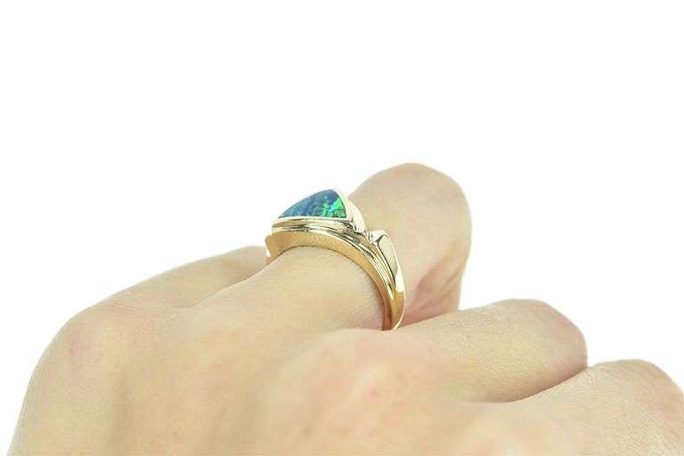 14K Yellow Gold Black Opal Inlay Vintage Geometric Ring