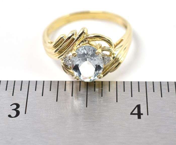 Angelic 14K Yellow Gold Aquamarine and Diamond Gemstone Ring