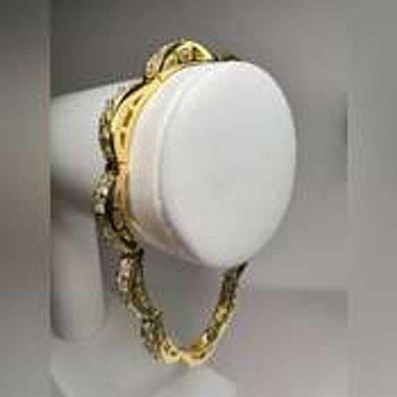 Dazzling 14 Kt 15.3 Grams Yellow Gold Plated Tennis Bracelet SA48R