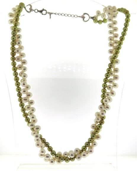 Pearl Necklace w Sterling Silver Clasp