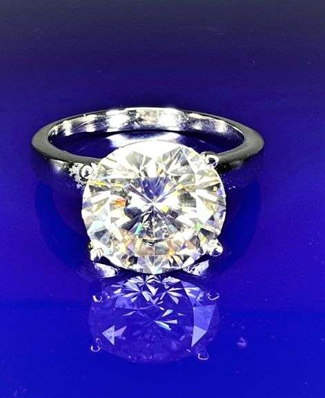 14 Kt White Gold Plated 2.75 VVS1 White I-J Fire Moissanite Ring