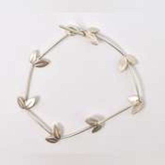 Adorable 925 Fancy Link Leaf Bracelet