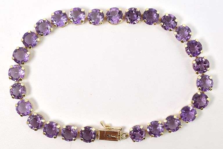 Pretty 14K Yellow Gold Amethyst Gemstone Bracelet