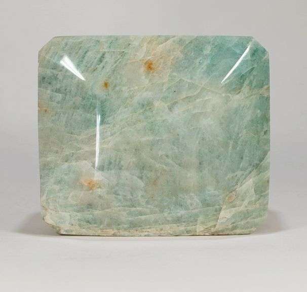 Commanding 5,495ct faceted Aquamarine