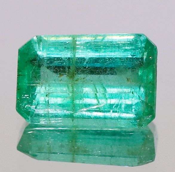 Marvelous 1.12ct untreated Colombian Emerald