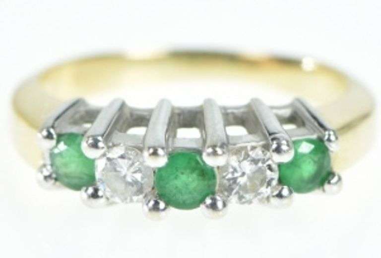 14K White Gold 0.63 Ctw 1950's Emerald Diamond Classic Ring