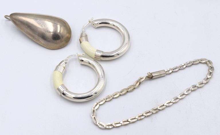 Big group lot of Vintage 925 sterling silver mixed jewelry