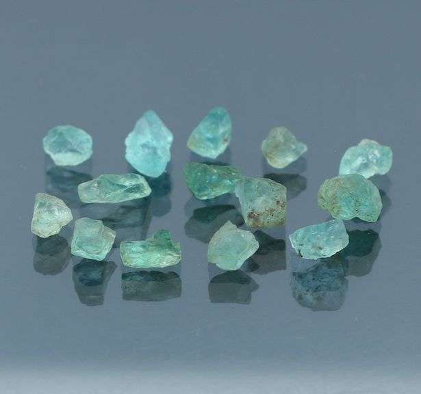 Tremendous 10ct uncut Paraiba blue Apatite set