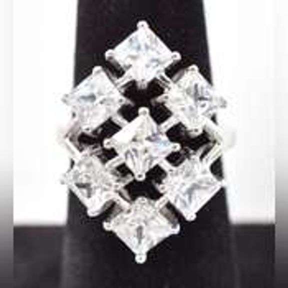 Wonderful 925 CZ Gemstone Ring