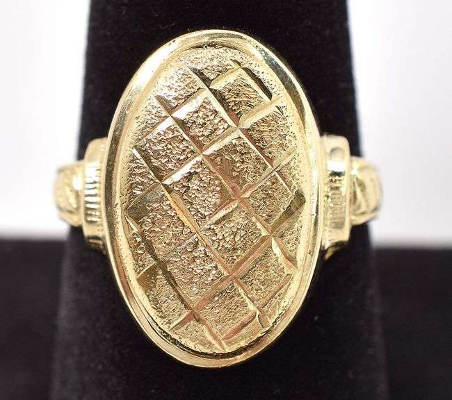 Shiny 14K Yellow Gold Texturized Ring