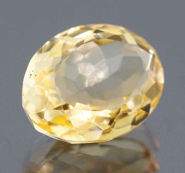 Glistening 8.69ct oval cut golden Citrine