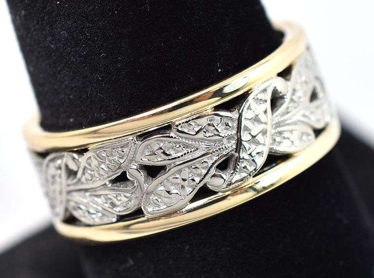 Elegant 14K Yellow and White Gold Band Ring