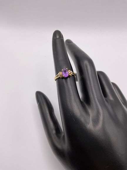 2.0g 14k Yellow Gold Diamond/ Purple size 6