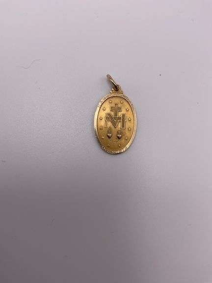 1.7g 14k YG Heart Pendant Virign Mary 1"