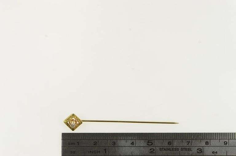 14K Yellow Gold Square Art Deco Filigree Statement Stick Pin