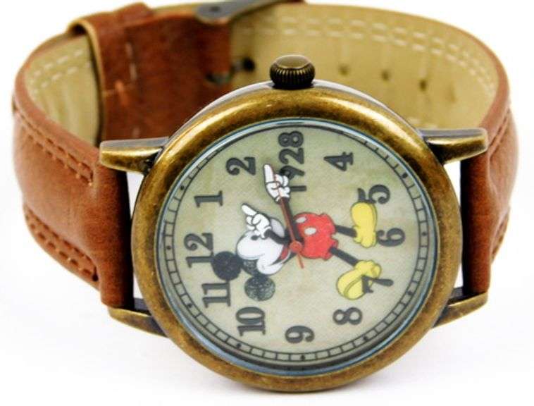 Mickey Mouse Quartz Watch, Runs