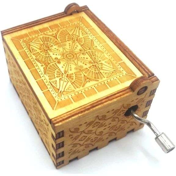 Chanson d'Amour Music Box