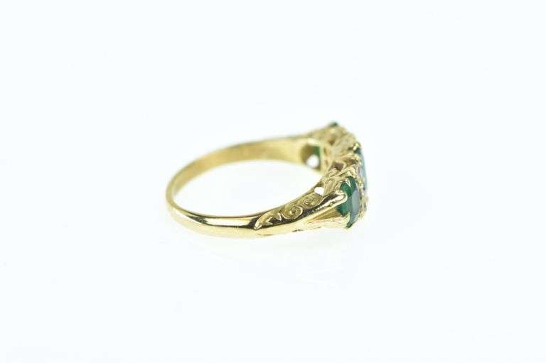 18K Yellow Gold 1.75 Ctw Oval Emerald Diamond Statement Ring