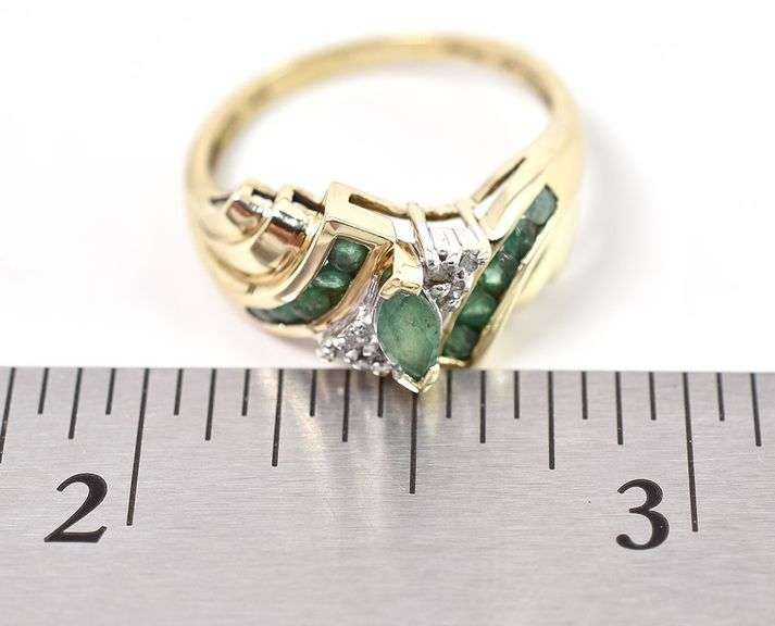 Elegant 10K Yellow Gold Emerald and Diamond Gemstone Ring