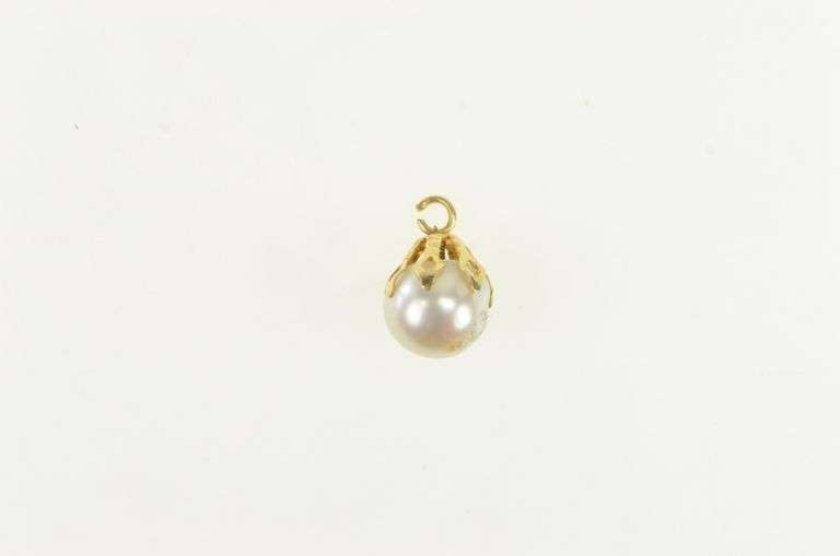 14K Yellow Gold 7.8mm Vintage Pearl Classic Simple Charm/Pendant