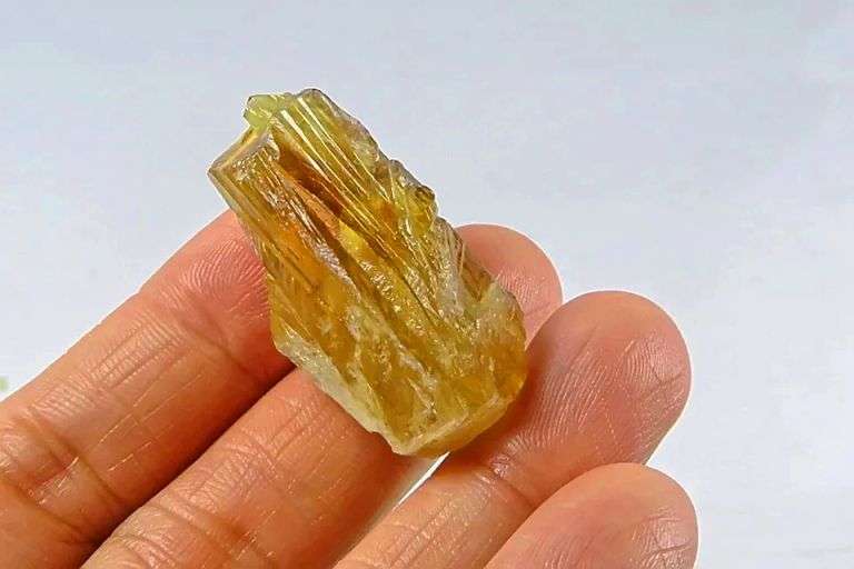Tremendous 48ct uncut golden Citrine