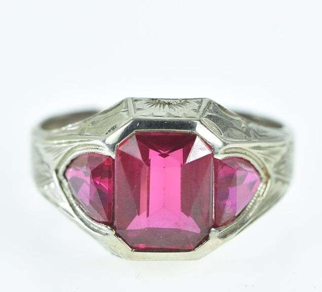 10K White Gold Art Deco Syn. Ruby Engraved Vintage Ring