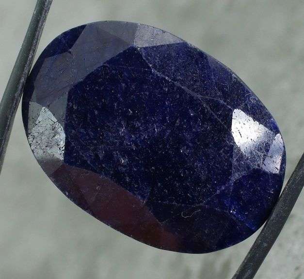 Rich 91.83ct royal blue Sapphire