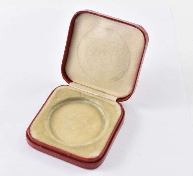 Red Bank Holiday US $5/$2.50 Box 1920's Gold Coin Gift Presentation