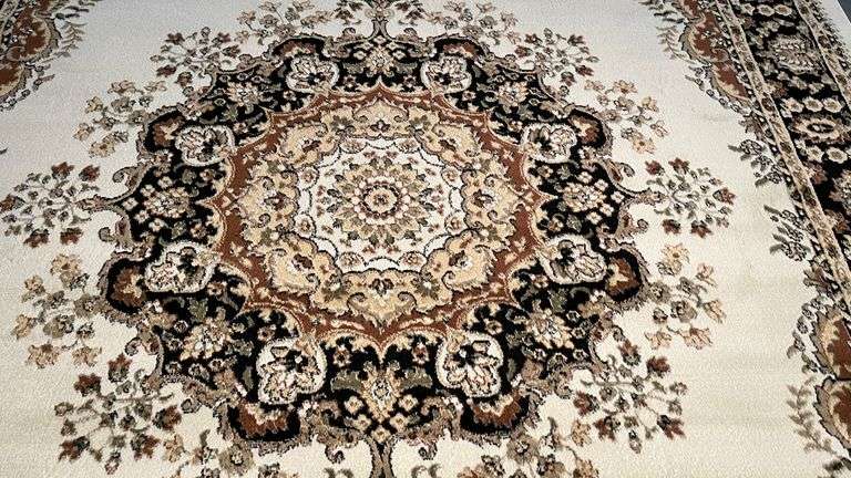 Stunning Medallion Design Rug 8x11