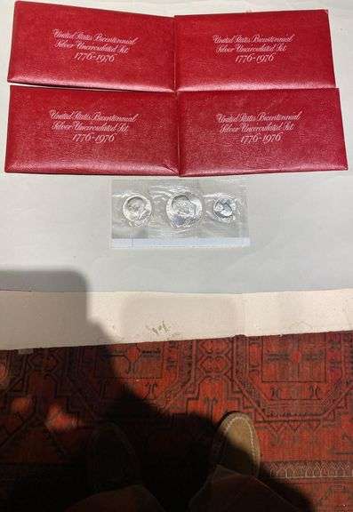 4 Unc 1976 3 Piece Silver Red Envelope Bicentennial Sets
