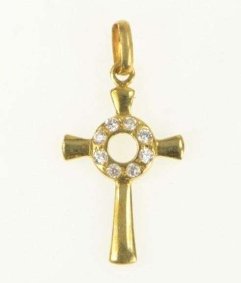 18K Yellow Gold Ornate Celtic Cross Christian Vintage CZ Pendant