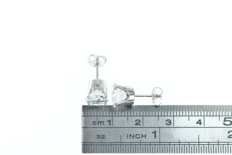 14K White Gold 8.0mm Vintage Solitaire Classic CZ Stud Earrings