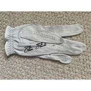 Glove Used and Hand-Signed by Steve Stricker Golf Legend