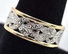 Elegant 14K Yellow and White Gold Band Ring