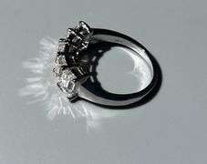 Sparkling 14 Kt White Gold Plate 5.07 Ct VVs1 F-G Simulated Diamond Ring