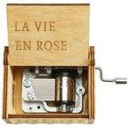 Chanson d'Amour Music Box