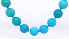 Turquoise necklace with 18kt gold clasp