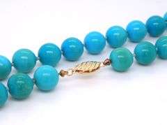 Turquoise necklace with 18kt gold clasp
