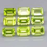 Vibrant 5.85ct Peridot set