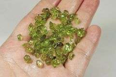 Large set! 70ct rough apple green Peridot