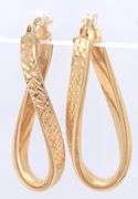 14kt Yellow gold oval hoop earrings