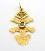 Sweet 18k Incan Pendant with Emerald