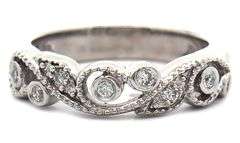 0.15ctw Diamond Vintage Style Milgrain Band Ring in 14K