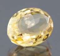 Glistening 8.69ct oval cut golden Citrine