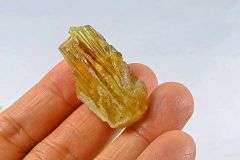 Tremendous 48ct uncut golden Citrine
