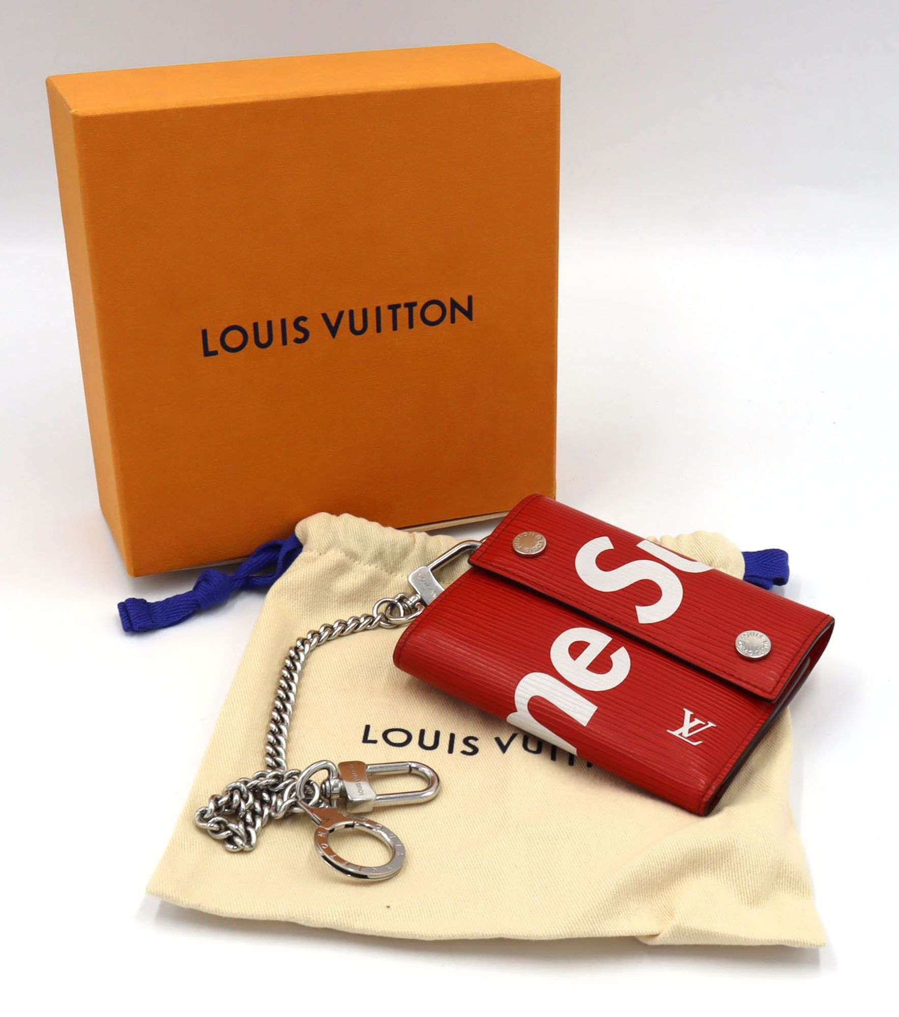 Louis Vuitton Supreme epi chain wallet - U.S. Auction Brokers